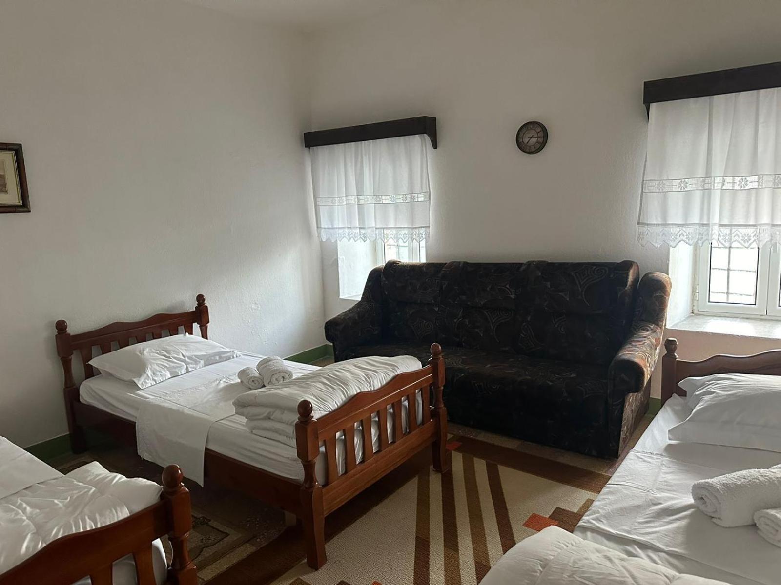 Traditional House Shapllo Gjirokaster Ngoại thất bức ảnh