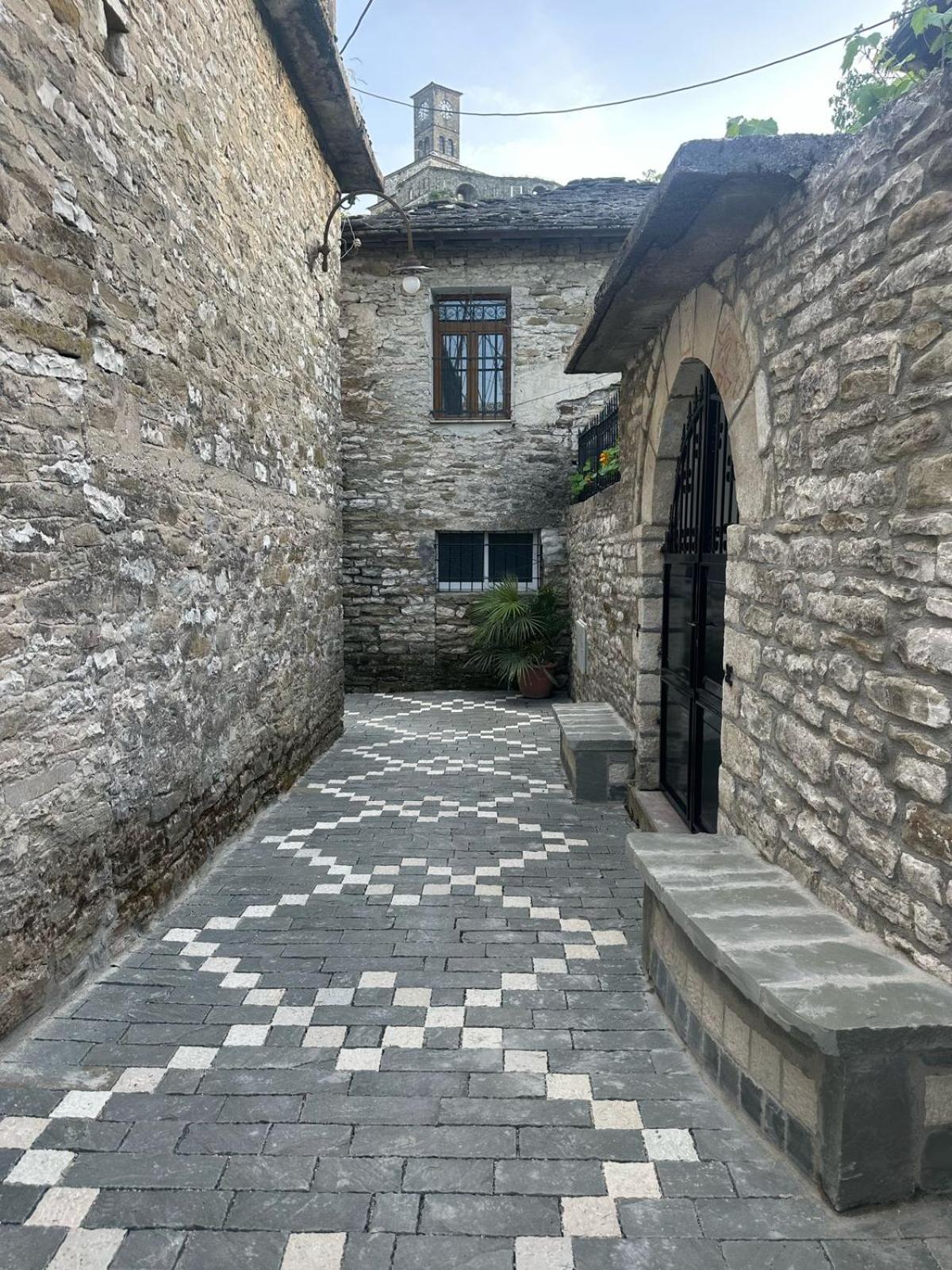 Traditional House Shapllo Gjirokaster Ngoại thất bức ảnh